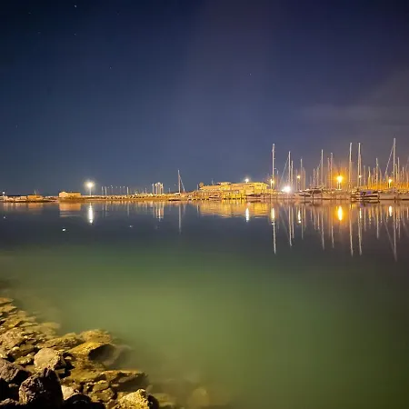 Studio Face A La 4 Couchages - Gratuits Piscine Tennis Et Un Parking Prive Rare Et Tres Utile - Vue Magnifique Sur La - Agreable En Toutes Saisons Ile Des Pecheurs - La Brigantine - Emplacement Et Vue Rares Au Cap D'agde דירה